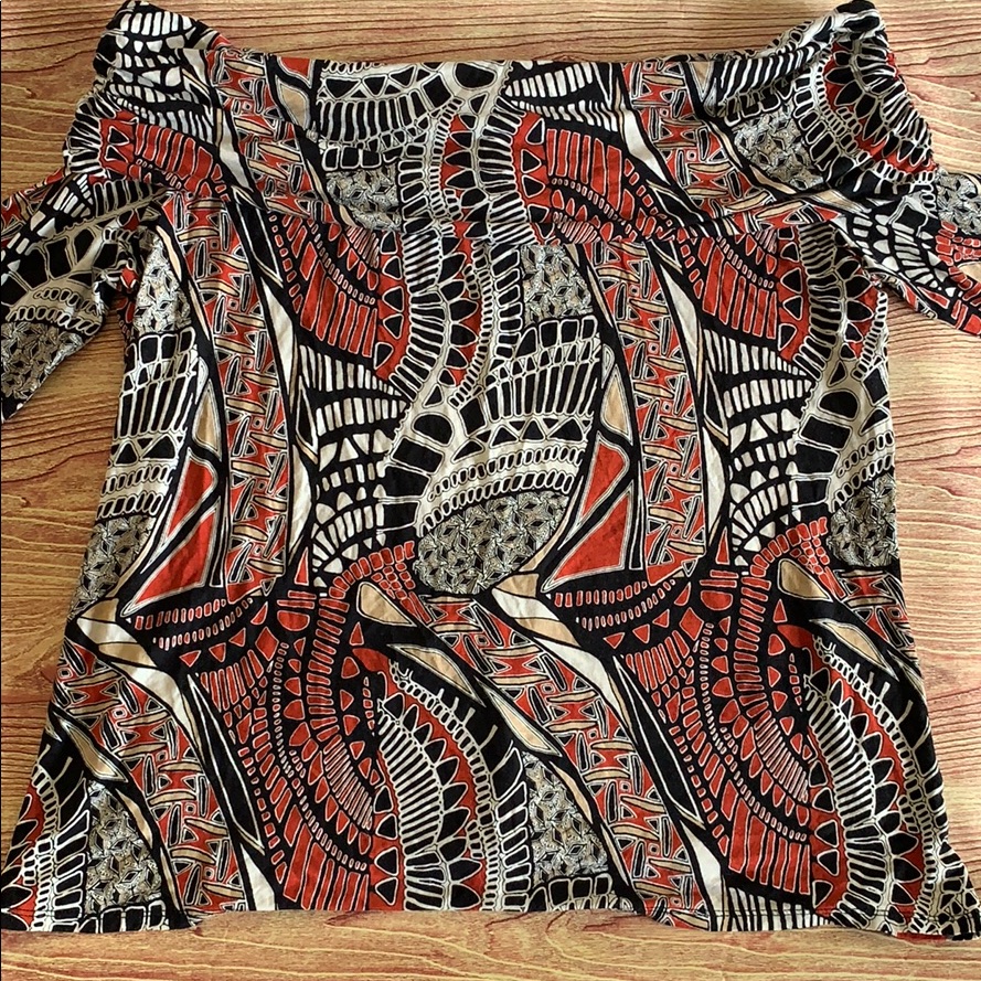 Off Shoulder Pattern Design Top